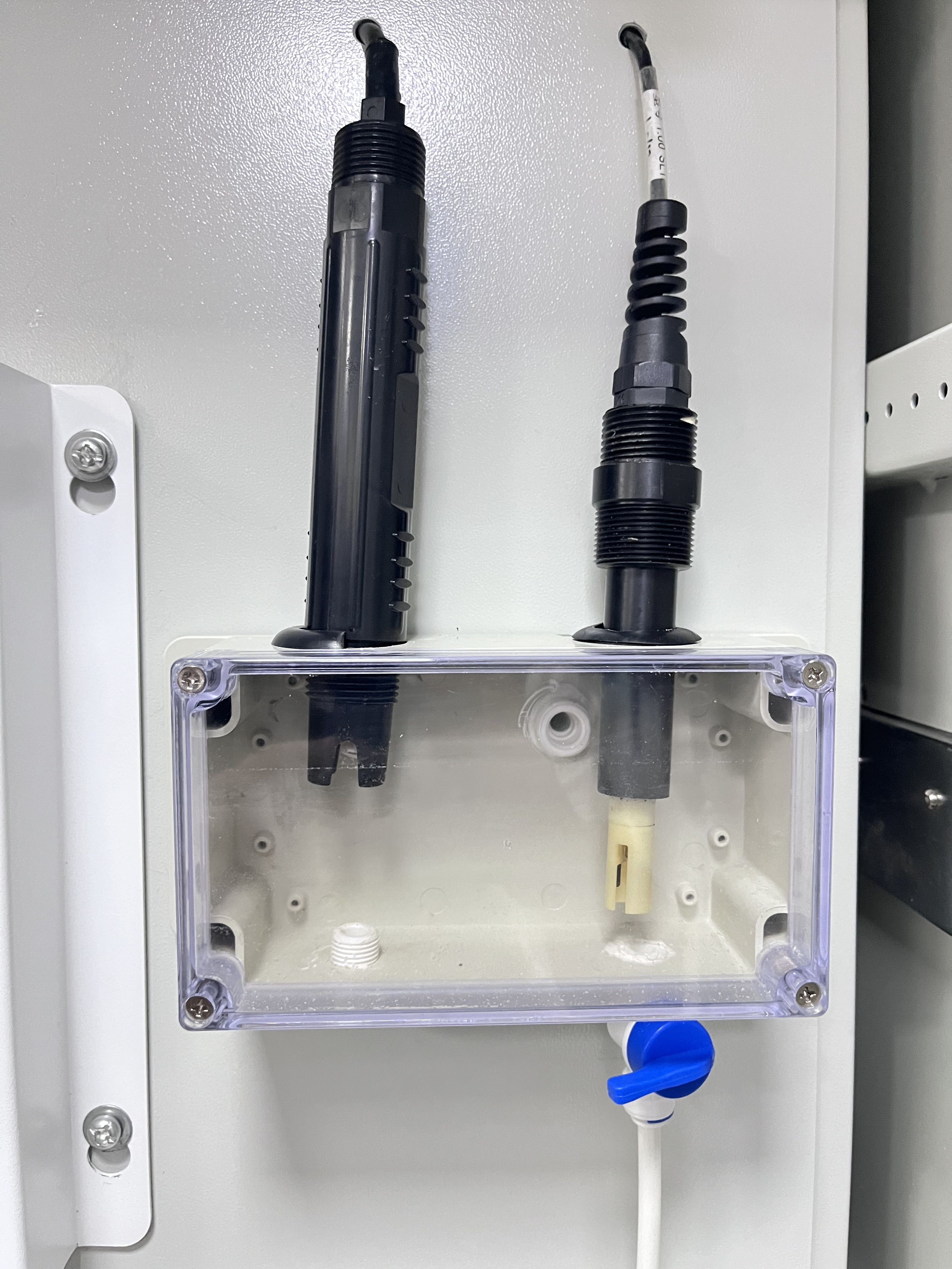 清洗水質在線監(jiān)測系統(tǒng)的電極